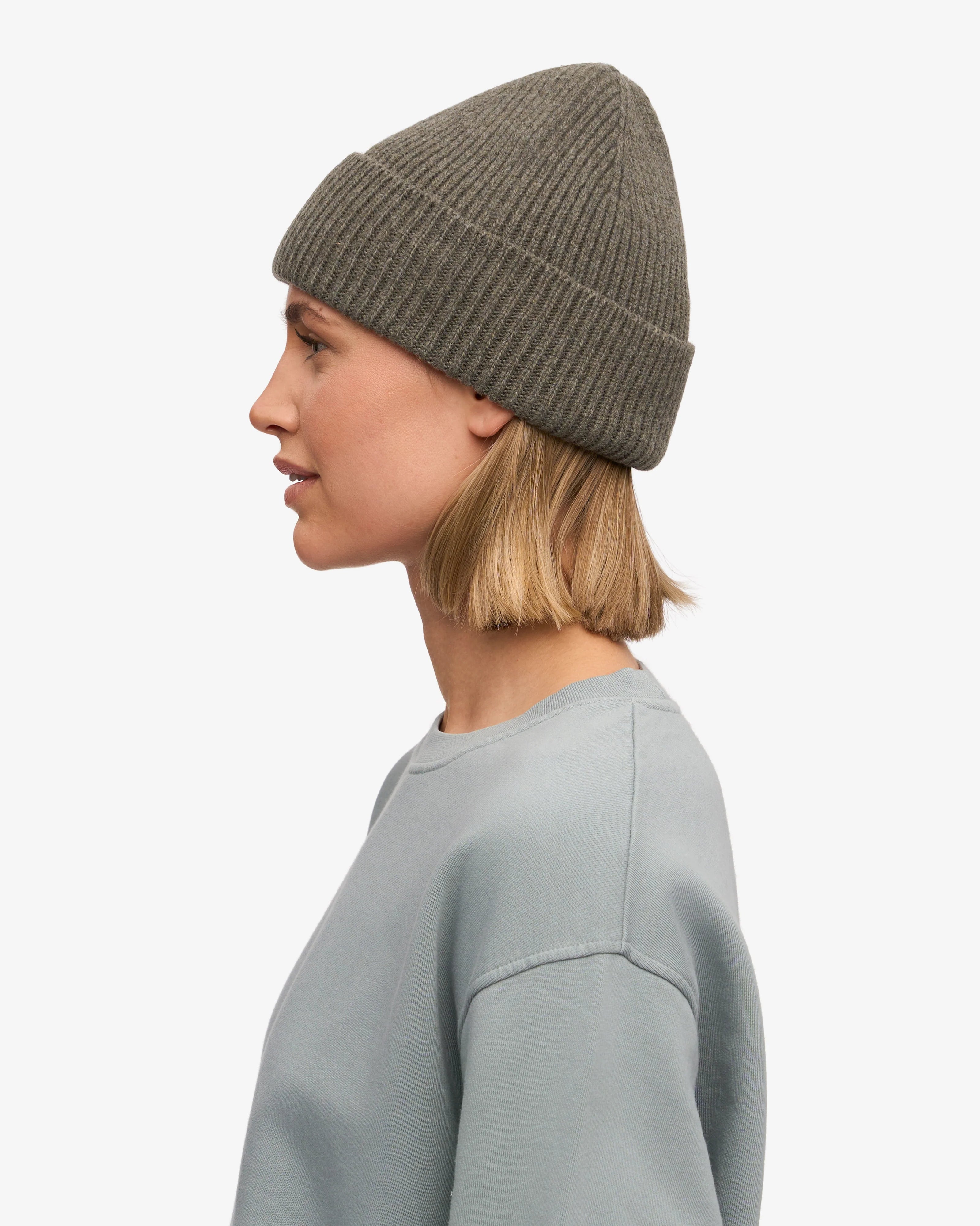 BEANIE - OLIVE