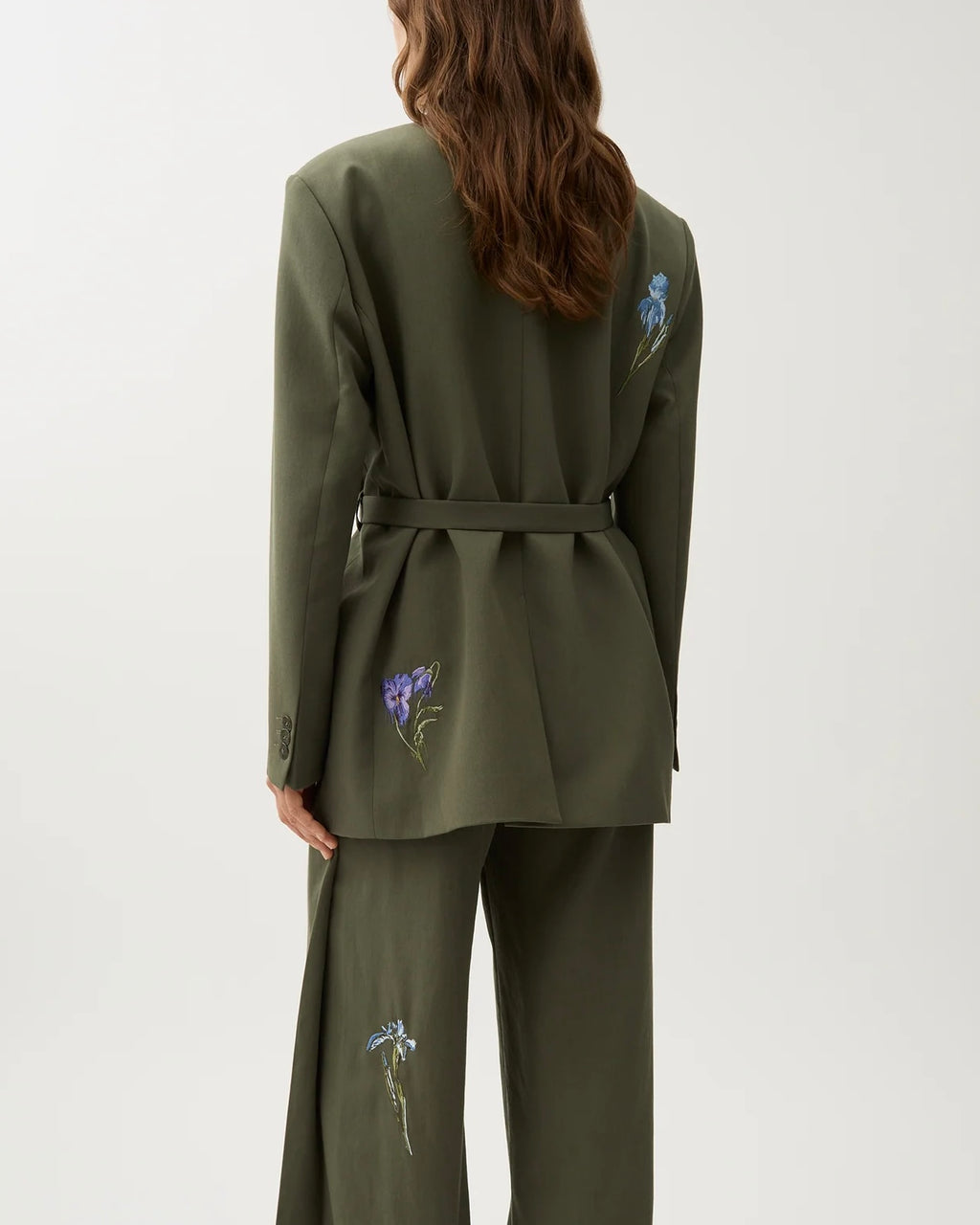 STAND EMBROIDERY