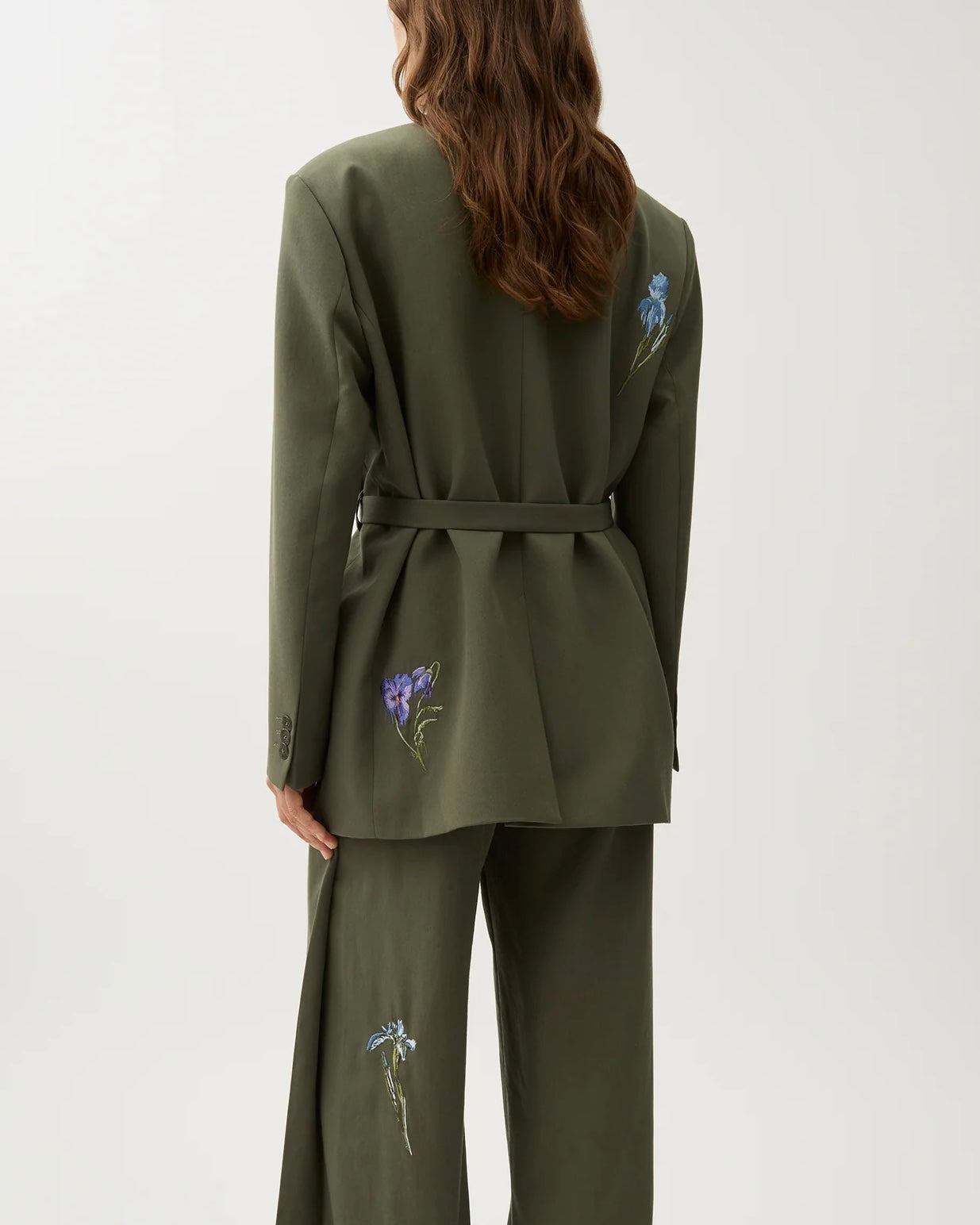 STAND EMBROIDERY