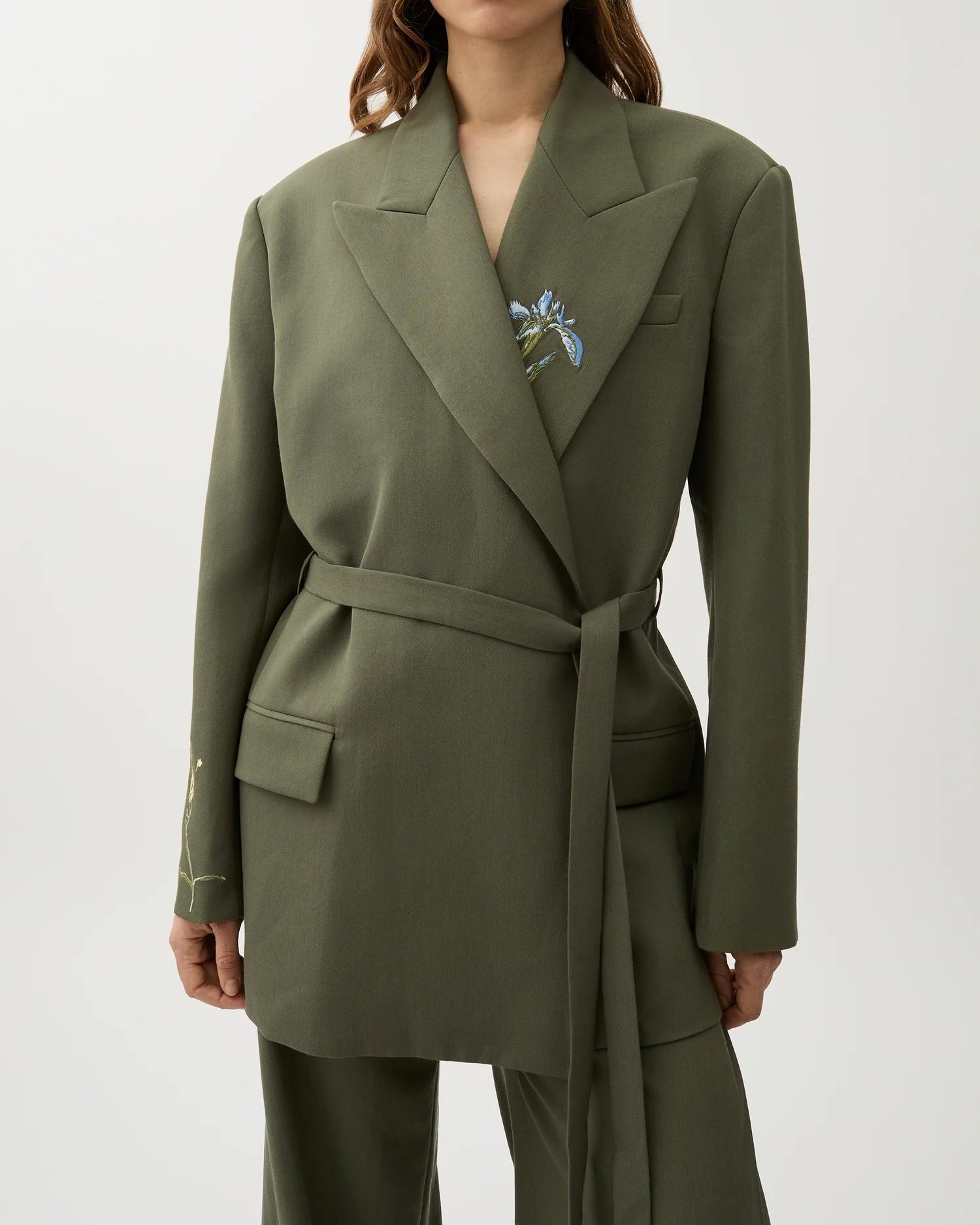 STAND EMBROIDERY